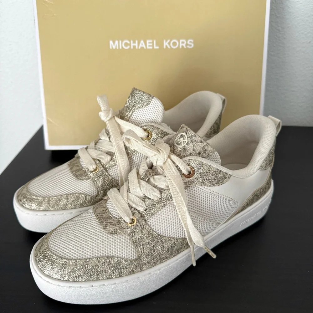 New Michael Kors Emmet Rumi Lace up Sneakers Signature Logo